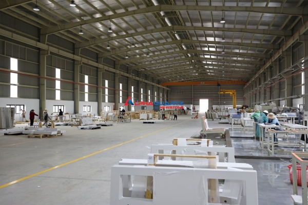 Alpha Quartz by New Stone Fabrication Factory 